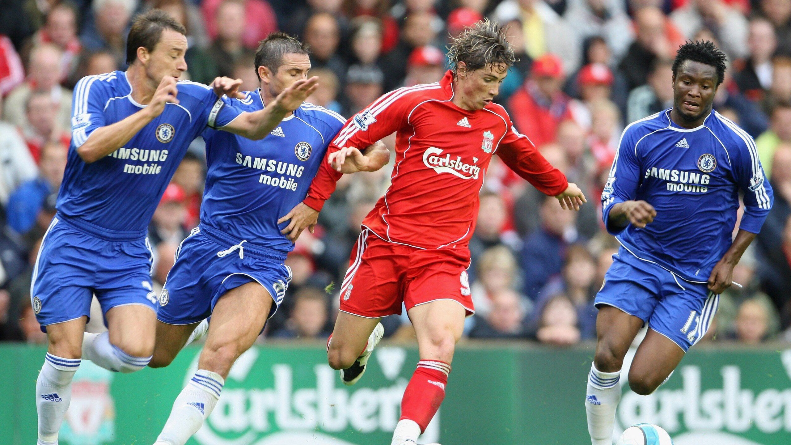 世界杯激燃时刻：经典瞬间不断流传！，世界杯超燃视频